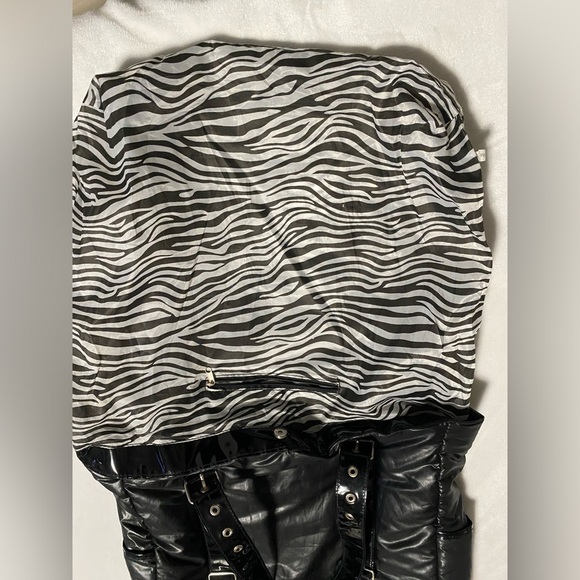 Large Black Puffer Nylon Padded Tote Handbag - Picture 3 of 13